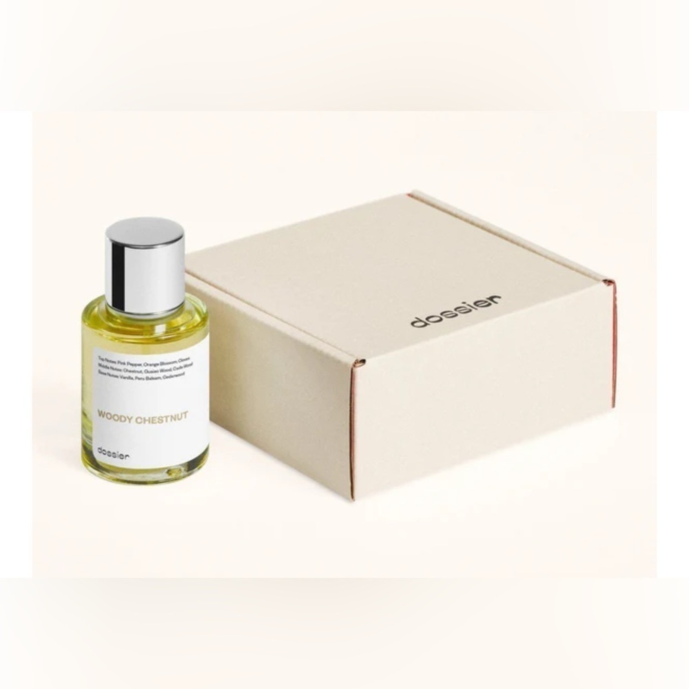 Dossier Woody Chestnut.  50 ml. Unisex. New in box